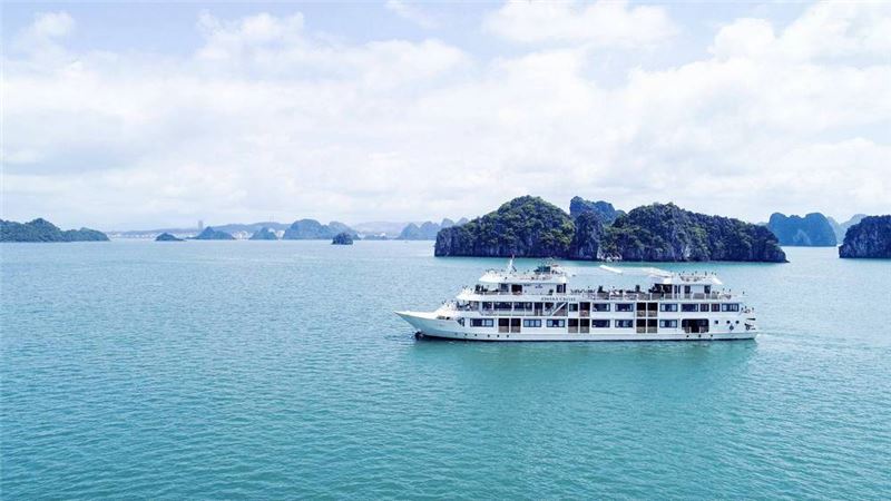Athena Luxury Cruise Halong Bay